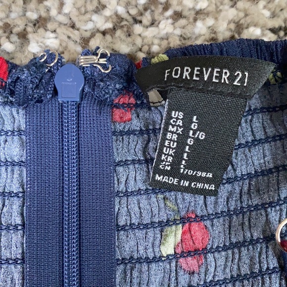 Dark blue cherry dress - Picture 3 of 3